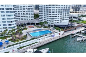 999 Brickell Bay Dr 2002 Miami, FL 33131 - MLS#A11958673