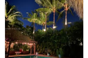 990 Ne 72nd Ter Miami, FL 33138 - MLS#A11958690