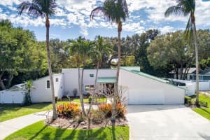 3 Gumbo Limbo Way , Sewalls Point, FL 34996 Sold 04/10/26