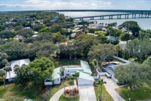 3 Gumbo Limbo Way , Sewalls Point, FL 34996 Sold 04/10/26