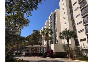 16919 N Bay Rd 117 Sunny Isles Beach, FL 33160 - MLS#A11958708