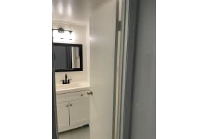 1455 Holly Heights Dr 40 Fort Lauderdale, FL 33304 - MLS#A11958724