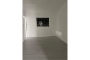 1455 Holly Heights Dr 40 Fort Lauderdale, FL 33304 - MLS#A11958724