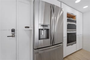 7601 E Treasure Dr 2209 North Bay Village, FL 33141 - MLS#A11958765