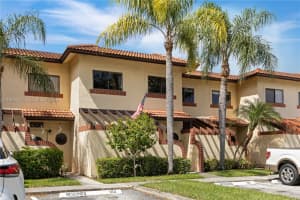 4713 N Pine Island Rd Sunrise, FL 33351 - MLS#A11958767