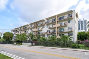 201 180th Dr 105, Sunny Isles Beach