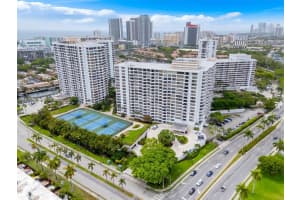 600 Ne Three Islands Blvd 1021 Hallandale Beach, FL 33009 - MLS#A11958798