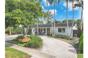 1715 Ne 40th St 1715 Oakland Park, FL 33334 - MLS#A11958806