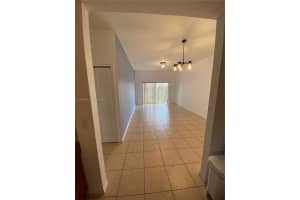 650 Palm Ave 4-a8 Hialeah, FL 33010 - MLS#A11958856