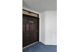 211 Lake Pointe Dr 102 Oakland Park, FL 33309 - MLS#A11958918