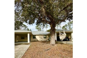 5 Eton Ln A Palm Coast, FL 32164 - MLS#A11958920