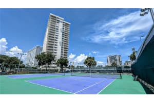 300 Bayview Dr 206 Sunny Isles Beach, FL 33160 - MLS#A11958933