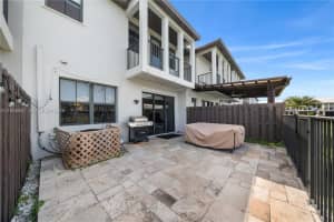 6005 Nw 104th Path 6005 Doral, FL 33178 - MLS#A11958947