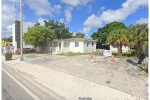 309 E 49th St Hialeah, FL 33013 - MLS#A11958968