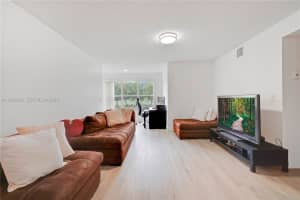 437 Vista Isles Dr 2217 Sunrise, FL 33325 - MLS#A11959038