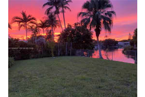 6331 Sw 62nd Ter, South Miami