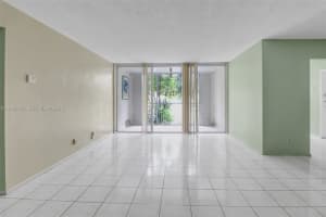 942 Ne 199th St 2f Miami, FL 33179 - MLS#A11959051