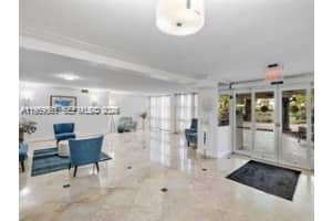 1000 Parkview Dr 224 Hallandale Beach, FL 33009 - MLS#A11959061