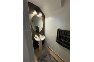 8905 Nw 98th Ave 8905 Doral, FL 33178 - MLS#A11959071