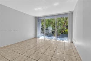 210 Fontainebleau Blvd 210 Miami, FL 33172 - MLS#A11959072