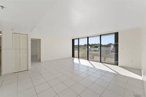 441 Valencia Ave 302 Coral Gables, FL 33134 - MLS#A11959093