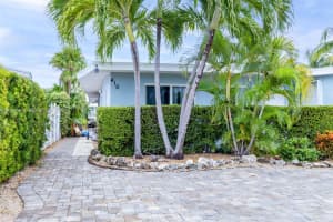 410 10th St, Key Colony Beach, FL 33051, - MLS#A11959094