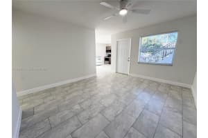 4119 Woodside Dr 1 Coral Springs, FL 33065 - MLS#A11959104