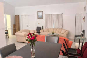 1411 Sw 82nd Ave North Lauderdale, FL 33068 - MLS#A11959120