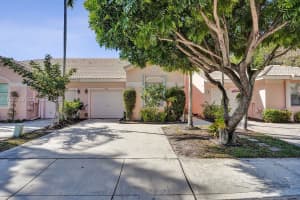 274 Coral Trace Ln, Delray Beach