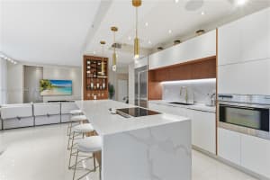 3500 Mystic Pointe Dr 104 Aventura, FL 33180 - MLS#A11959136