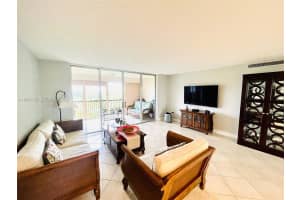 3940 Inverrary Blvd 808-a Lauderhill, FL 33319 - MLS#A11959153