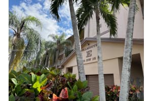 12550 Sw 15th St 406e, Pembroke Pines