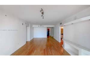 31 SE 5th St APT 2408, Miami, FL 33131, - MLS#A11959201