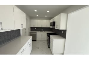 16850 S Glades Dr 4j North Miami Beach, FL 33162 - MLS#A11959214