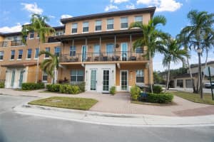14774 10th St , Pembroke Pines, FL 33027 - MLS#A11959224