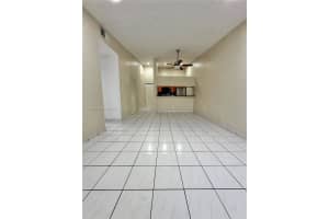 18240 Mediterranean Blvd 7-11 Hialeah, FL 33015 - MLS#A11959255