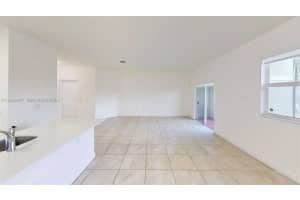 230 Nw 109th Ave 103 Miami, FL 33172 - MLS#A11959287