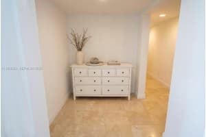 14951 Royal Oaks Ln 907 North Miami, FL 33181 - MLS#A11959321