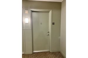 950 Brickell Bay Dr 4100 Miami, FL 33131 - MLS#A11959328