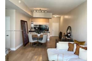 950 Brickell Bay Dr 4100 Miami, FL 33131 - MLS#A11959328