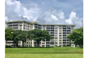 2940 N Course Dr 910 Pompano Beach, FL 33069 - MLS#A11959357