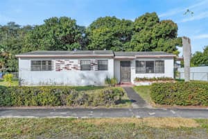 16930 Nw 37th Pl, Miami Gardens