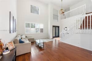 500 Cambridge Dr Weston, FL 33326 - MLS#A11959426