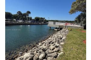 400 Kings Point Dr 706 Sunny Isles Beach, FL 33160 - MLS#A11959457