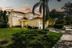 636 Vista Meadows Dr Weston, FL 33327 - MLS#A11959463