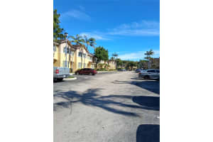 6056 Sw 19th Pl North Lauderdale, FL 33068 - MLS#A11959470