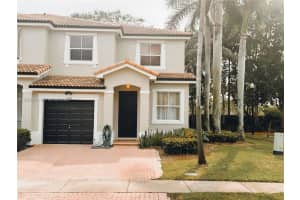 4176 Ne 9th St, Homestead