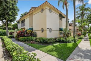 6582 Via Regina 6582 Boca Raton, FL 33433 - MLS#A11959500