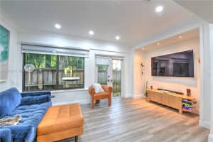 110 N 16th Ave Hollywood, FL 33020 - MLS#A11959518