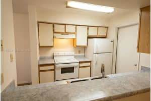 2420 Nw 33rd St 1011 Oakland Park, FL 33309 - MLS#A11959528